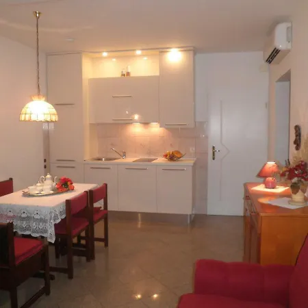 Apartment Punat Exterior photo