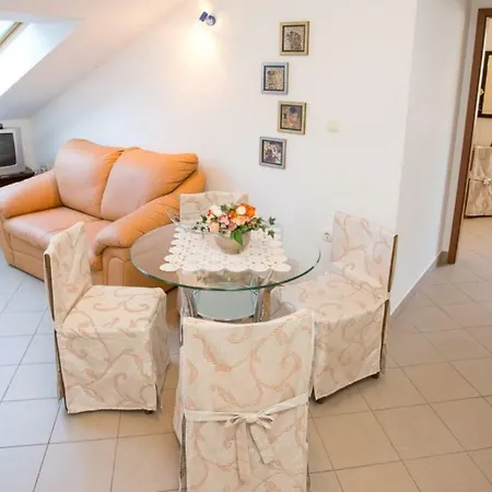 Apartment Punat Exterior photo